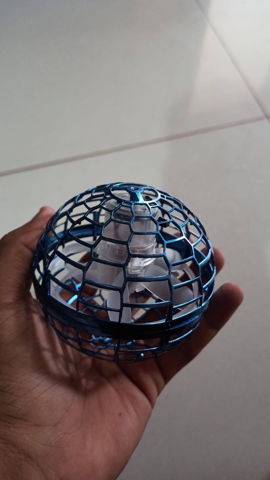 LumoFly Boomerang Ball